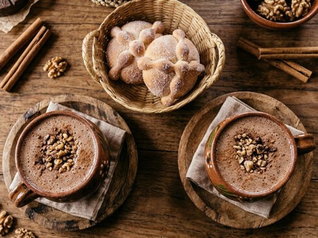 Cómo hacer atole de café con nuez cremosito: una receta fácil, reconfortante y perfecta para el frío