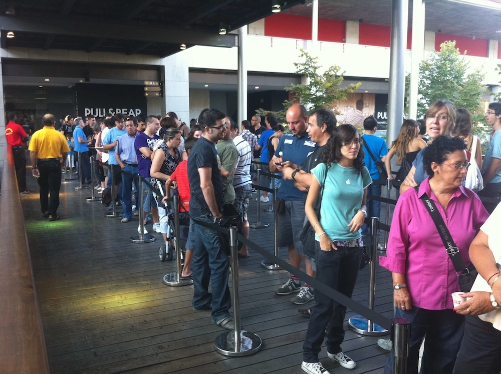 Foto de Inauguración Apple Store La Maquinista (17/93)