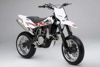Husqvarna SM 530RR, la moto de Adrien Chareyre