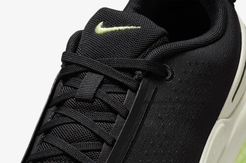 W Nike Air Zoom Upturn Sc