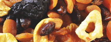 Fruta deshidratada para snack: ¿es tan saludable como la fruta entera?