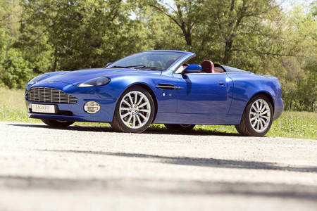 Aston Martin V12 Vanquish Roadster Zagato