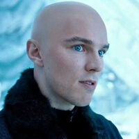 'Harry Potter' acaba de fichar a Nicholas Hoult para la temporada 2 de su serie. El original era perfecto, pero este actor es un dignísimo sustituto