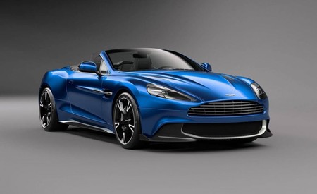 El Aston Martin Vanquish S pierde el toldo y nos presenta su lado más sexy con su versión Volante