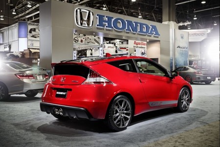 Honda CRZ deportivo híbrido turbo trasera