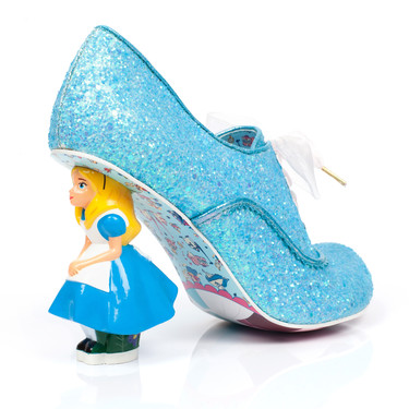 Los zapatos de 'Alicia en el País de las Maravillas' son ¡para volverte loca! 