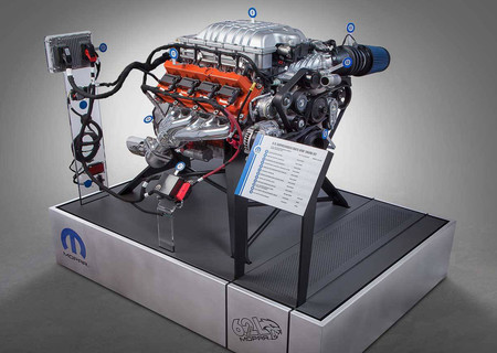 ¿Quieres el motor 6.2 V8 del Hellcat para tu hierro viejo? Mopar te lo vende con sus 717 CV