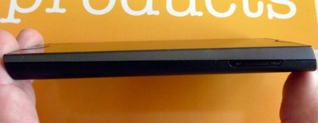 Sony Ericsson ST18i Urushi