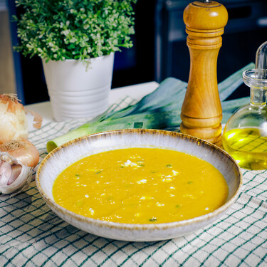 Crema de calabaza, receta casera y fácil con siete trucos para que quede perfecta