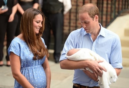 Kate, te paso un rato al niño, que así no hay quien pueda con la Play