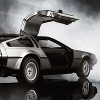 'Regreso al Futuro' convirtió por accidente en icono al DeLorean DMC-12. Pero su primera opción ni siquiera era un coche