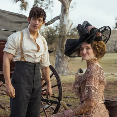 Hoy en Netflix: la miniserie de seis capítulos basada en un bestseller que es un drama de época al estilo de 'Los Bridgerton' 