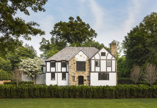 Espectacular renovación de una casa estilo Tudor de 1929