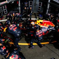 ¿Cómo llegó la Fórmula 1 a hacer pit stops de menos de dos segundos?