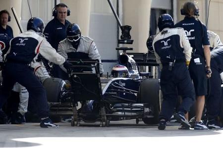 Williams no quiere más multas: 43 paradas en boxes el viernes
