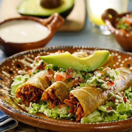 tacos dorados Directo al Paladar México