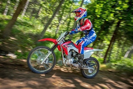 La Honda CRF125FB, la moto escuela para los peques del offroad
