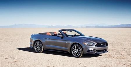 Ford Mustang convertible 2015