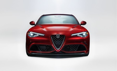 El hermano coupé del Alfa Romeo Giulia podría presentarse en Ginebra