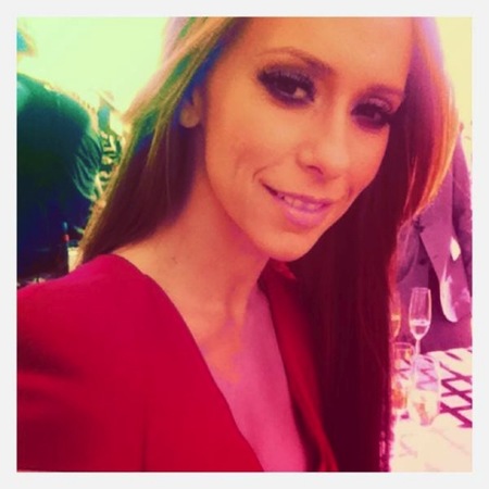 A Jennifer Love Hewitt le afean la conducta por tirarle los tejos a Adam Levine: tontos, tontos <em>everywhere</em>