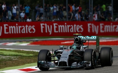 Mercedes AMG dispuesta a “levantar la mano” con la congelación de los motores