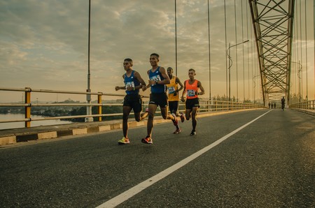 Correr dos veces al día: cuándo hacerlo y qué beneficios conlleva