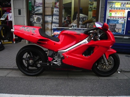 Honda NR 750