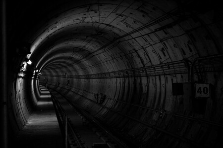 Las empresas tendrán que recorrer el túnel más largo del mundo hasta llegar al verano