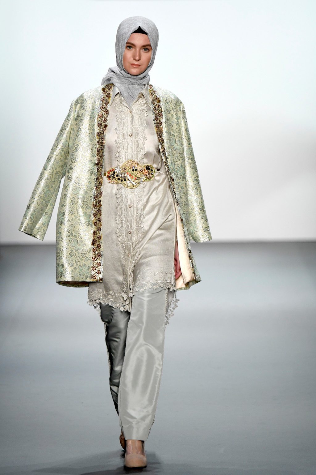 Foto de Anniesa Hasibuan (29/53)