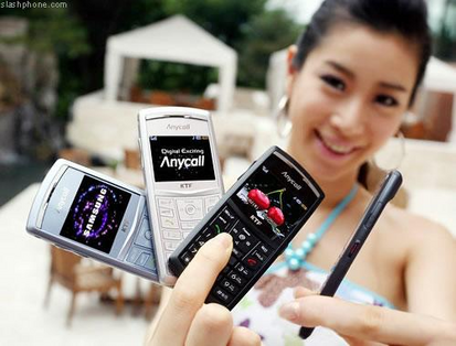 Samsung X820, en diferentes colores