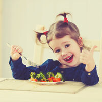 Alimentación infantil: con qué frecuencia tienen que comer los niños cada grupo de alimentos 