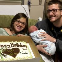 El mejor regalo de cumpleaños: un bebé nació el mismo día que sus padres