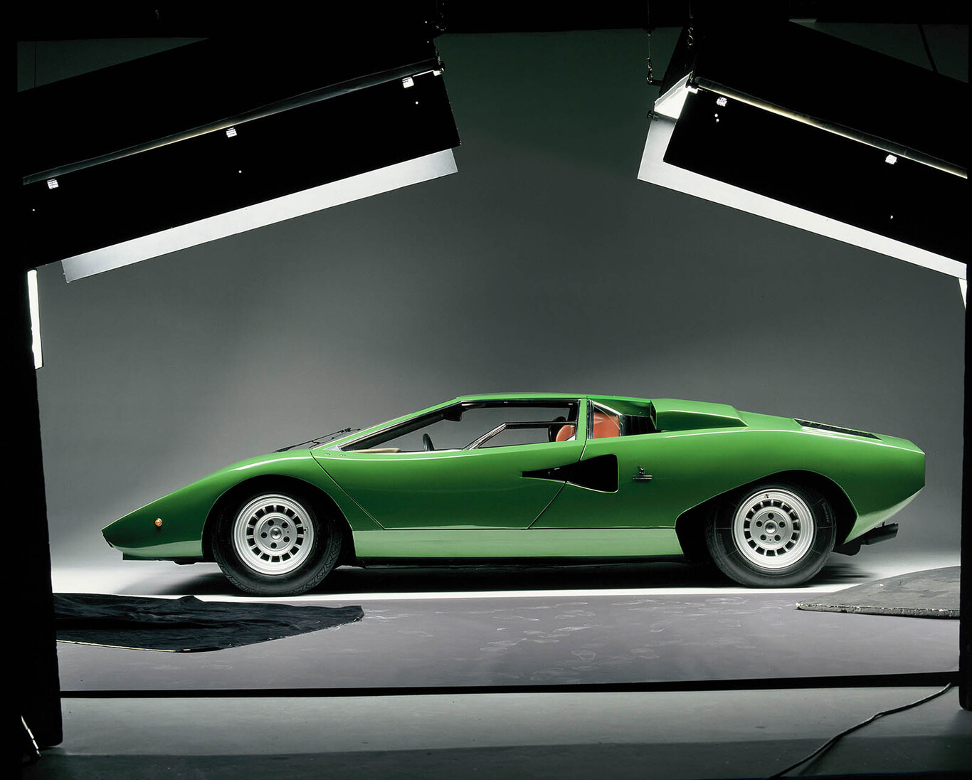 Lamborghini Countach: el día que Lamborghini conquistó el mundo con una nave espacial 