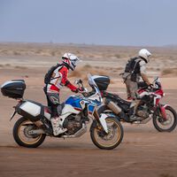 Este soporte universal para móvil sirve para moto, bicicleta o patinete, y cuesta 39 euros