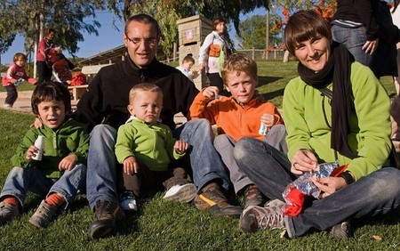 La FEFN crea un Sello de turismo familiar para premiar a las empresas que cuidan a las familias