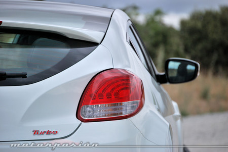 Hyundai Veloster Turbo