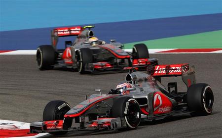 McLaren sigue sin resolver sus problemas en boxes