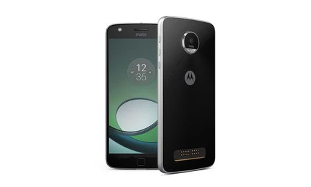 Últimas unidades en Amazon del Moto Z Play en negro y con 32 Gb, por 379 euros