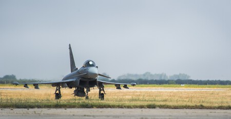 Un Eurofighter Typhoon del Ala 11 en Morón en 2015