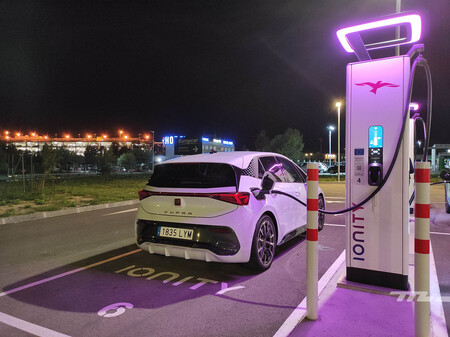 Cupra Born Eboost 77 Kwh ionity