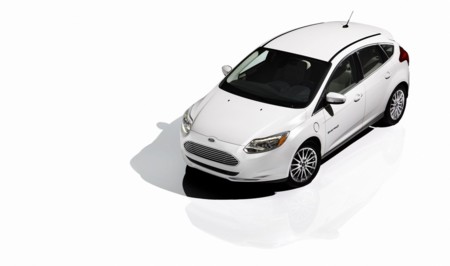 El Ford Focus Electric se actualiza con más batería y recarga rápida