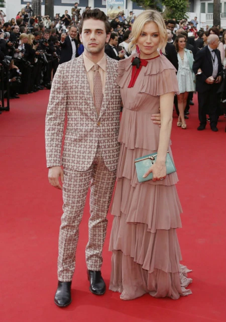 Xavier Dolan recupera posiciones en Cannes tras su desastrosa última aparición