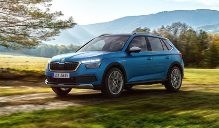 Škoda Kamiq Scout: la versión campera del pequeño SUV ya está a la venta y es 3.650 euros más caro que el Kamiq de acceso