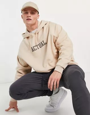 Sudadera color arena extragrande con capucha y logo universitario a tono estampado en la parte delantera de ASOS Actual