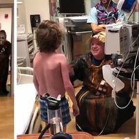 Un médico se viste de Chewbacca para anunciar a un paciente que al fin ha llegado el trasplante de corazón que esperaba 