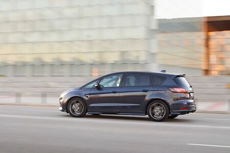 Ford S Max Fhev Prueba - Dinámica