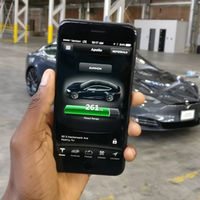 Si usas el smartphone para abrir tu Tesla, mejor lleva también la llave si no quieres quedarte tirado