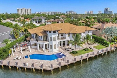 Casa Leo Messi Miami Piscina 650