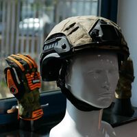 Es el nuevo invento revolucionario que podría salvarte la vida en moto. Un casco con tecnología del ejército de EEUU 