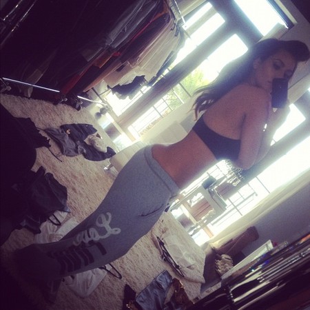¿Que Kim Kardashian ha cogido peso? Toma foto y dime dónde se supone que lo ha metido...